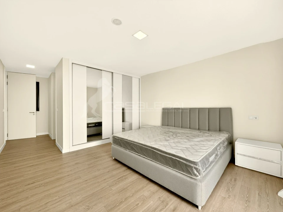 Moradia T3 para Venda em Ribeira Brava Foto 16