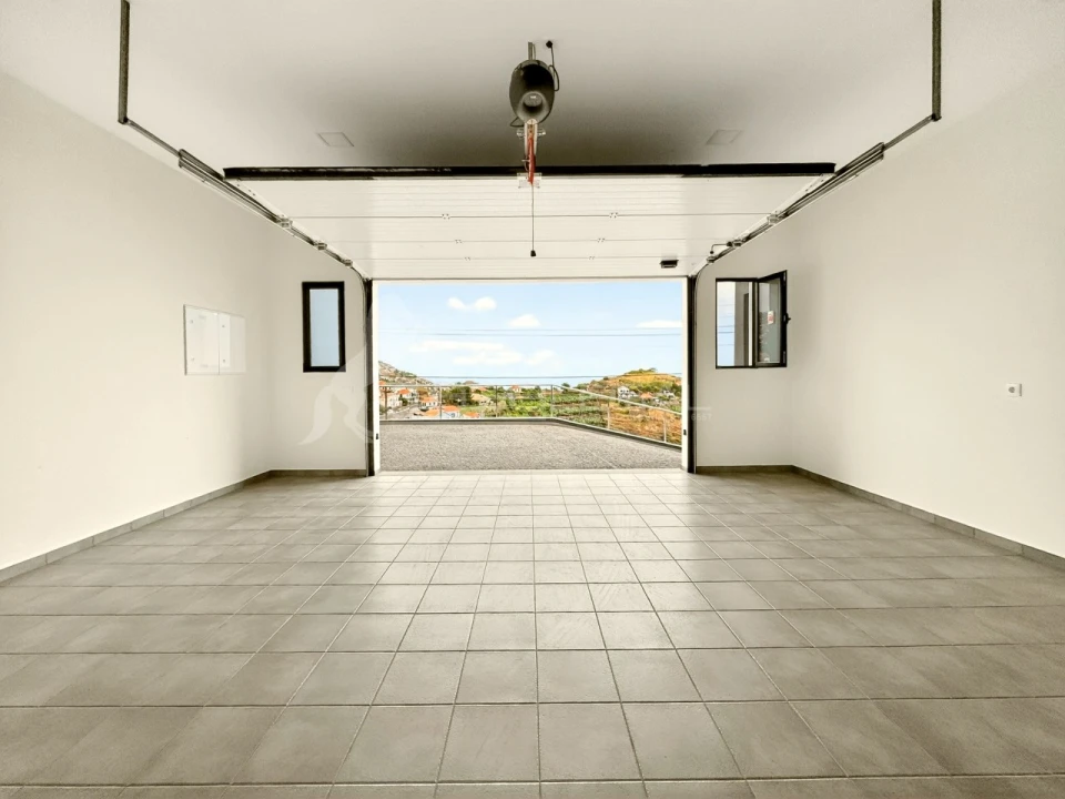 Moradia T3 para Venda em Ribeira Brava Foto 20