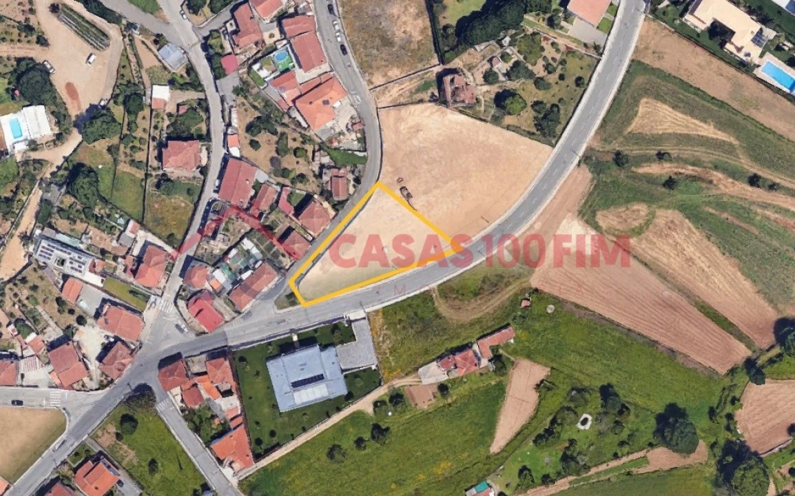 Terreno para Venda em O. Azeméis, Riba-Ul, Ul, Macinhata Seixa, Madail Foto 1