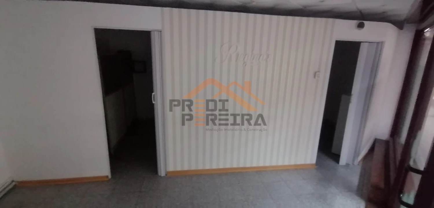 Loja para Arrendamento em Odivelas Foto 8