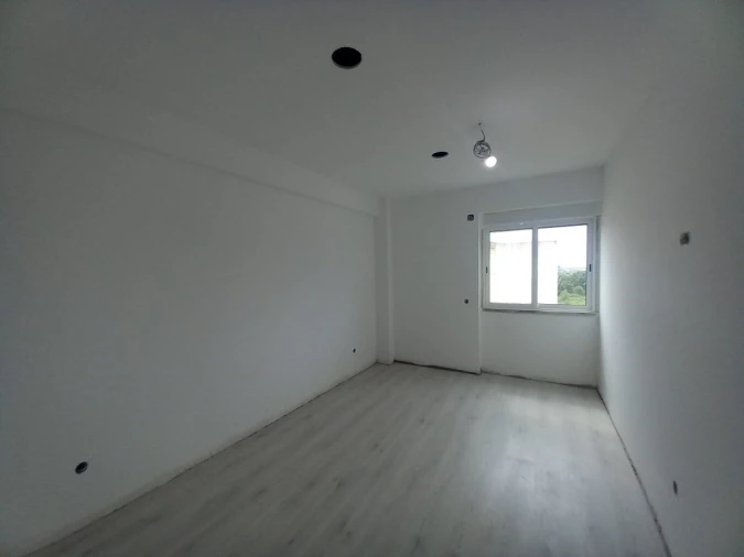 Apartamento T2 para Venda em Carregado e Cadafais Foto 15