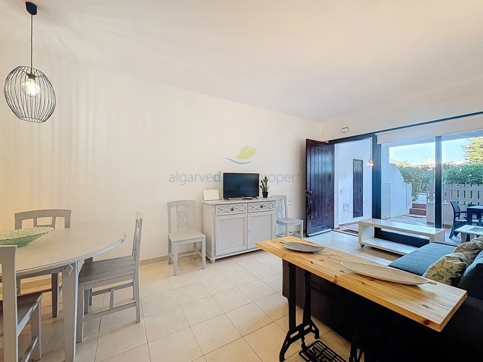 Apartamento T2 para Venda em Albufeira e Olhos de Água Foto 9