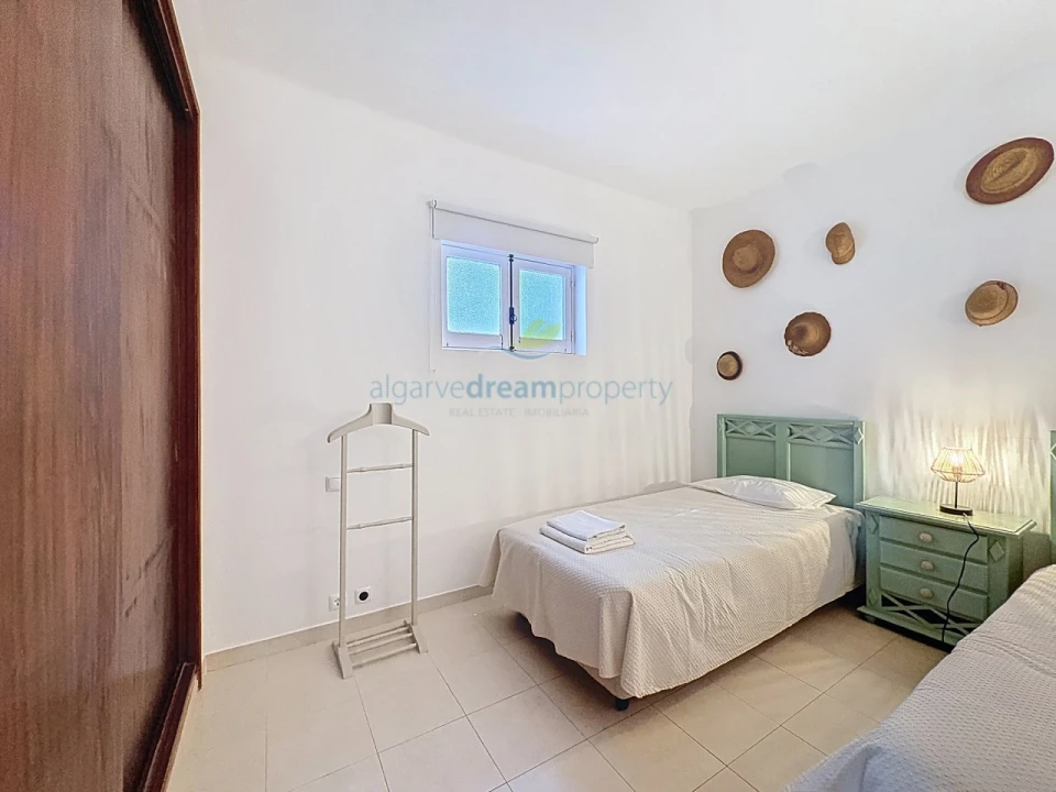 Apartamento T2 para Venda em Albufeira e Olhos de Água Foto 30