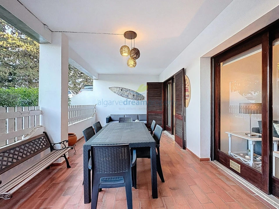 Apartamento T2 para Venda em Albufeira e Olhos de Água Foto 37