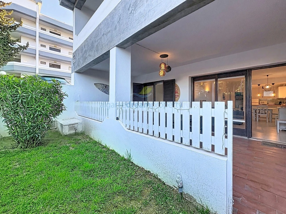 Apartamento T2 para Venda em Albufeira e Olhos de Água Foto 41