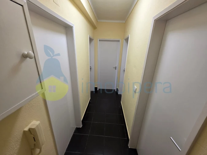 Apartamento T1 para Venda em Albufeira e Olhos de Água Foto 2