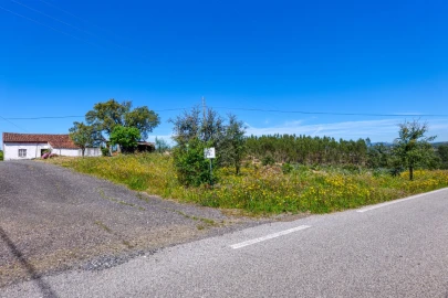 Moradia T3 para Venda em Carvoeiro