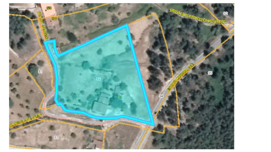 Moradia T2 para Venda em Carvoeiro Foto 6