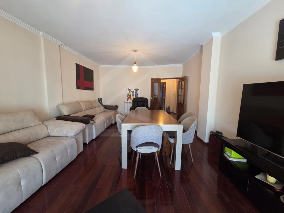 Apartamento T3 para Venda em São João da Madeira Foto 5