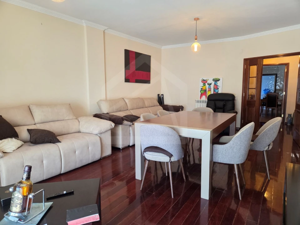 Apartamento T3 para Venda em São João da Madeira Foto 6