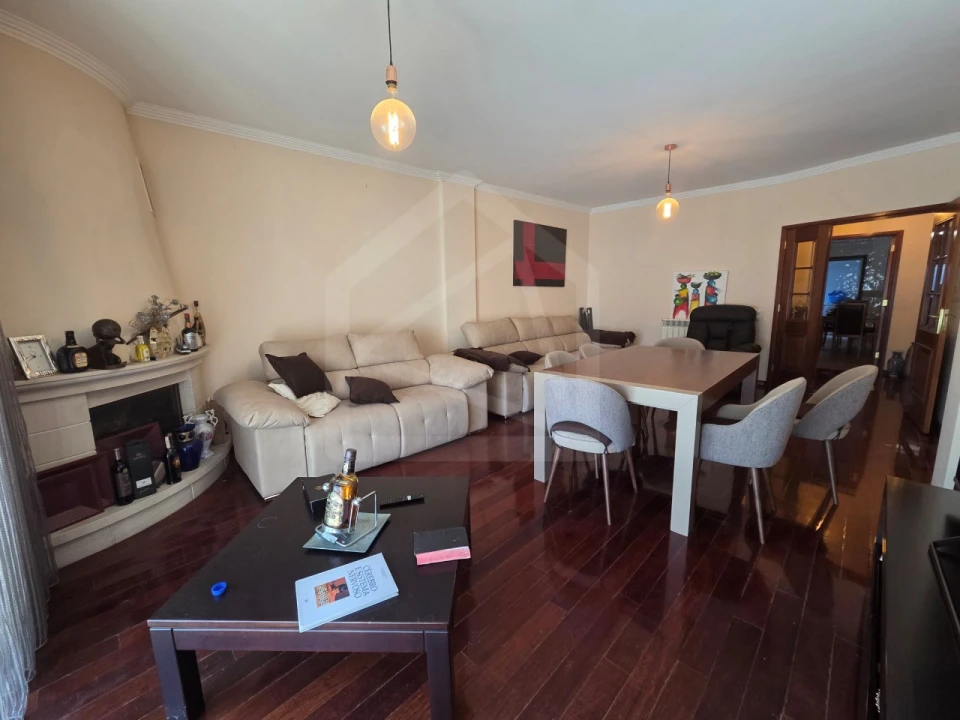 Apartamento T3 para Venda em São João da Madeira Foto 7