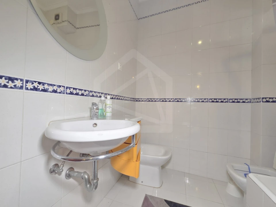 Apartamento T3 para Venda em São João da Madeira Foto 35