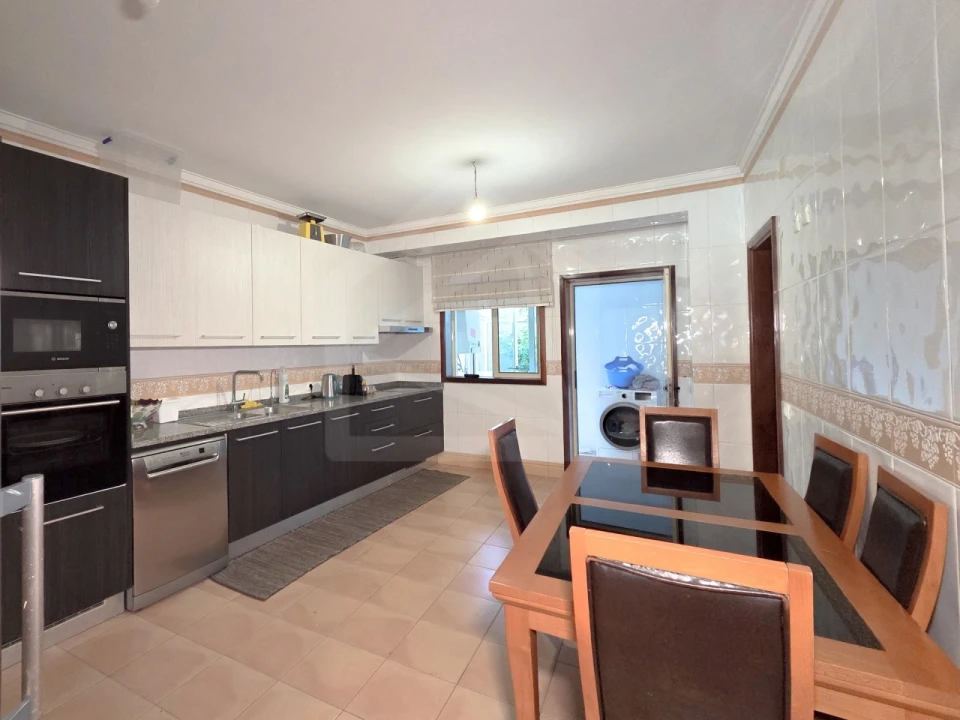 Apartamento T3 para Venda em São João da Madeira Foto 37