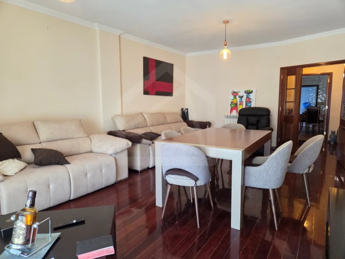Apartamento T3 para Venda em São João da Madeira Foto 6