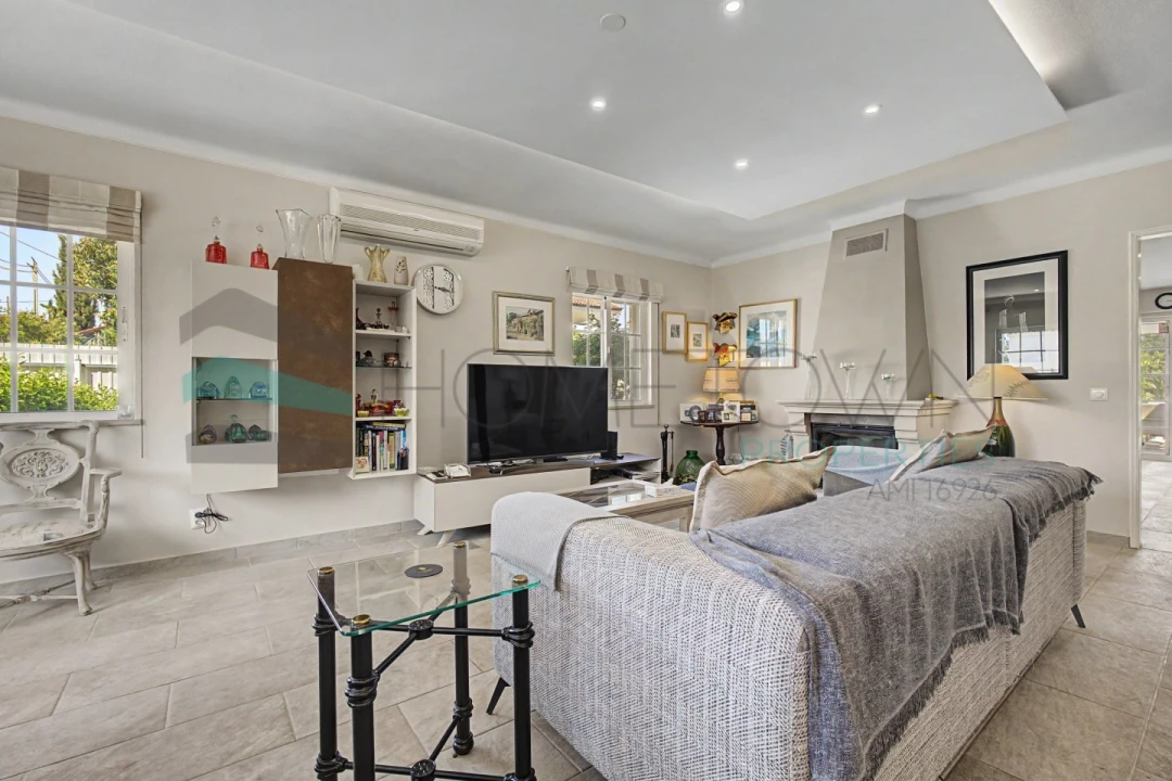 Moradia T3 para Venda em Almancil Foto 2