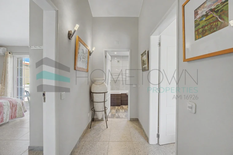 Moradia T3 para Venda em Almancil Foto 24