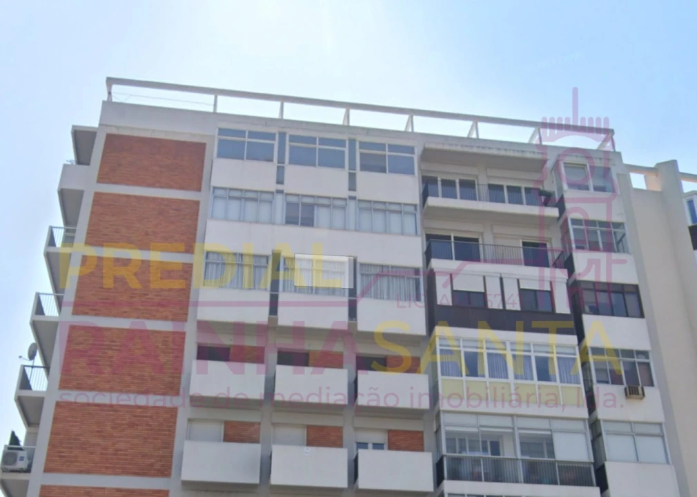 Apartamento T4 para Venda em Arroios Foto 6