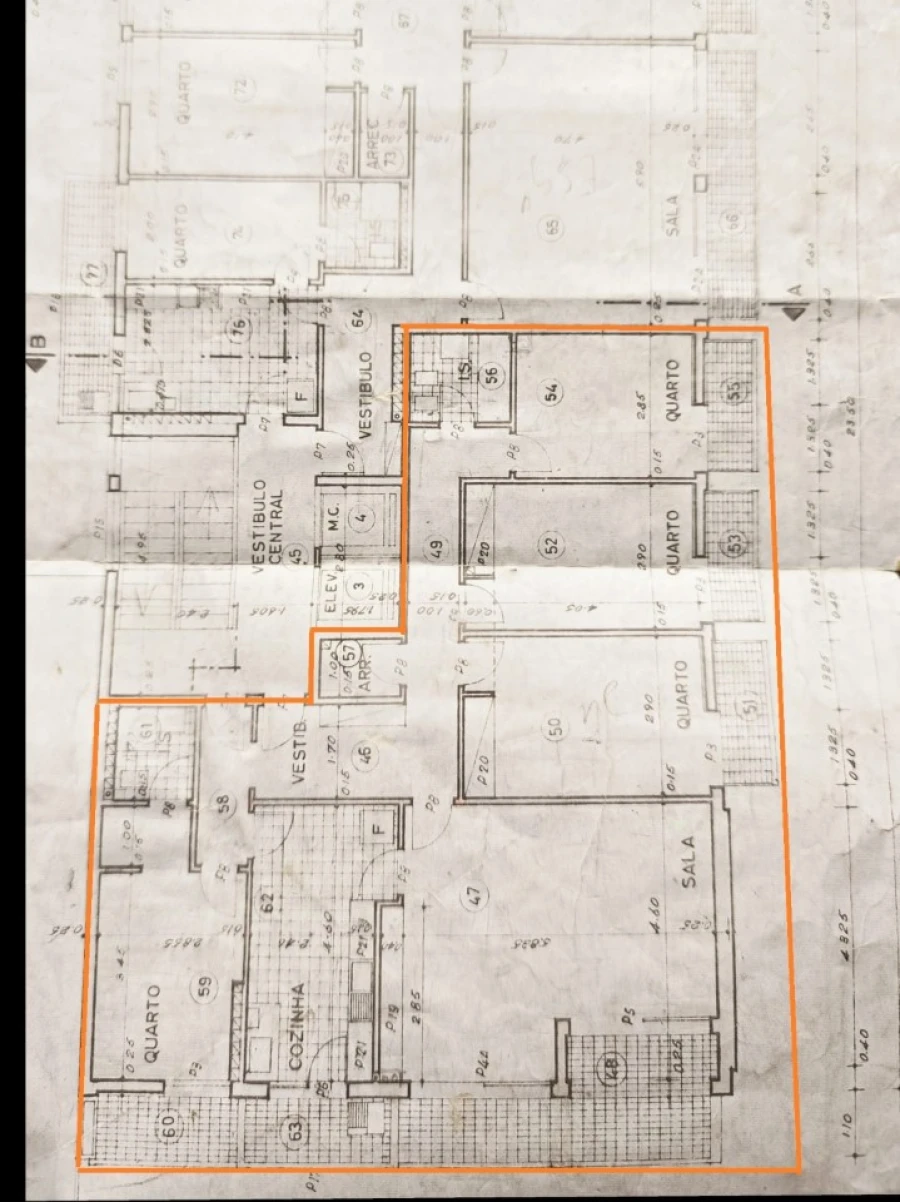 Apartamento T4 para Venda em Arroios Planta 1
