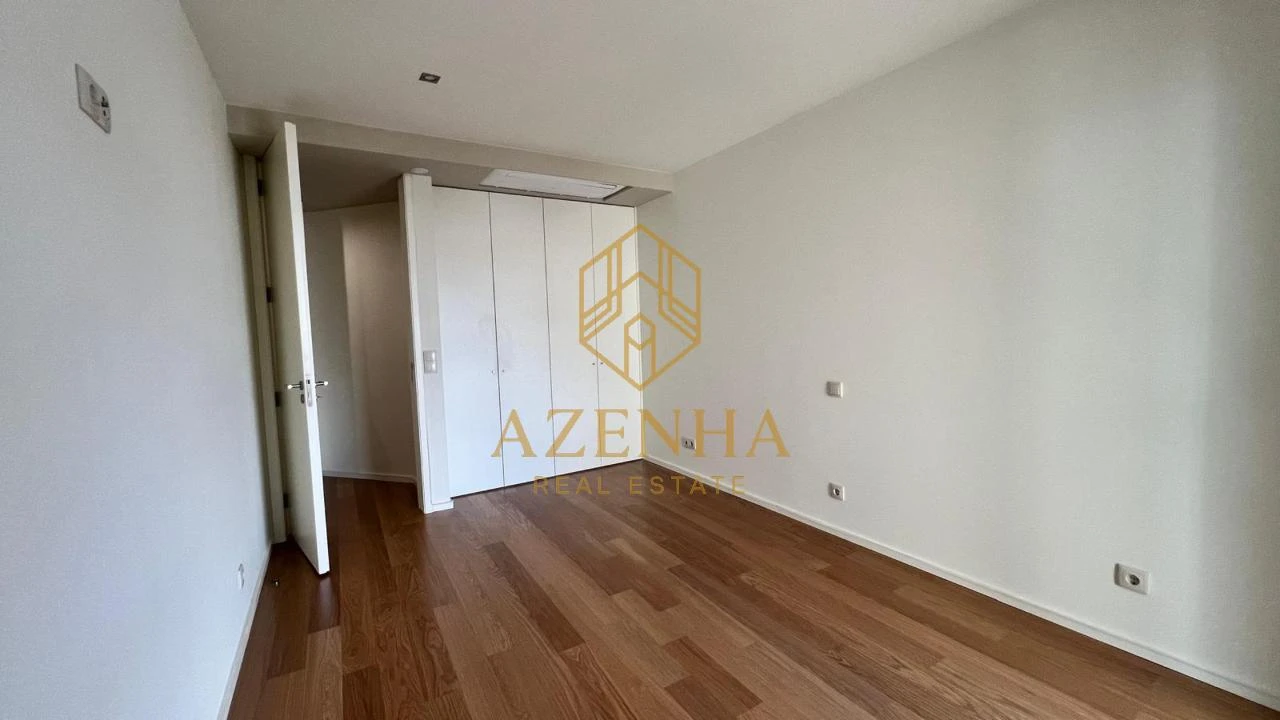 Apartamento T3 para Venda em Cidade da Maia Foto 12