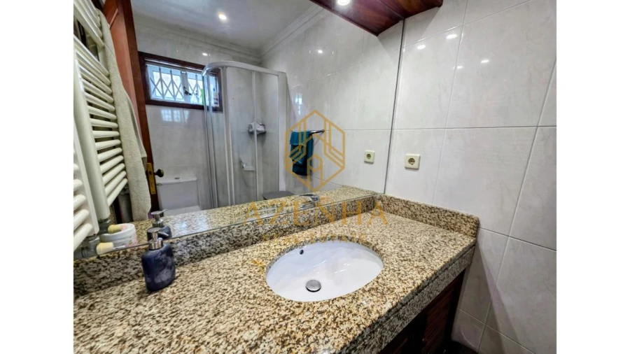 Moradia T4 para Venda em Cidade da Maia Foto 15