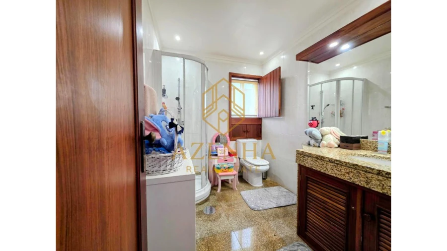 Moradia T4 para Venda em Cidade da Maia Foto 19