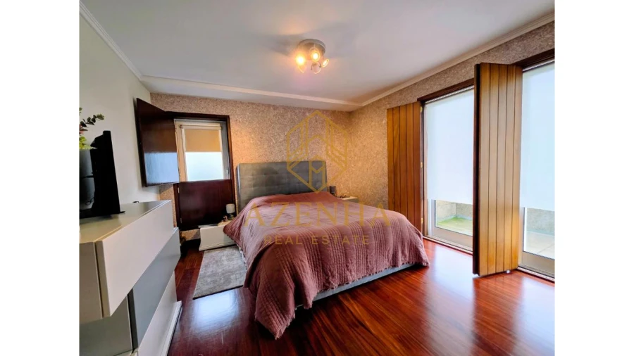 Moradia T4 para Venda em Cidade da Maia Foto 10