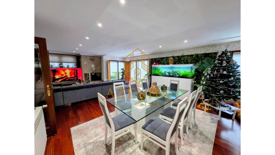 Moradia T4 para Venda em Cidade da Maia Foto 37