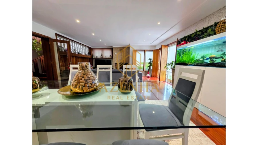 Moradia T4 para Venda em Cidade da Maia Foto 39