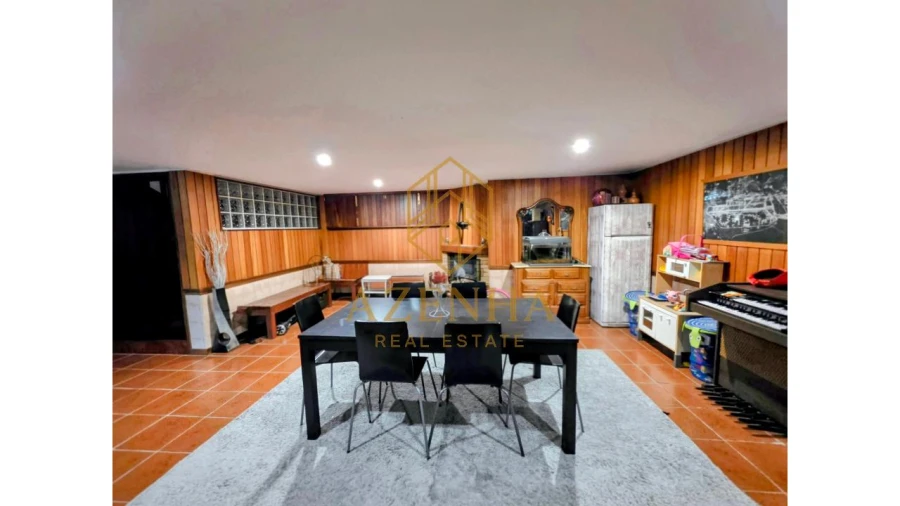 Moradia T4 para Venda em Cidade da Maia Foto 30