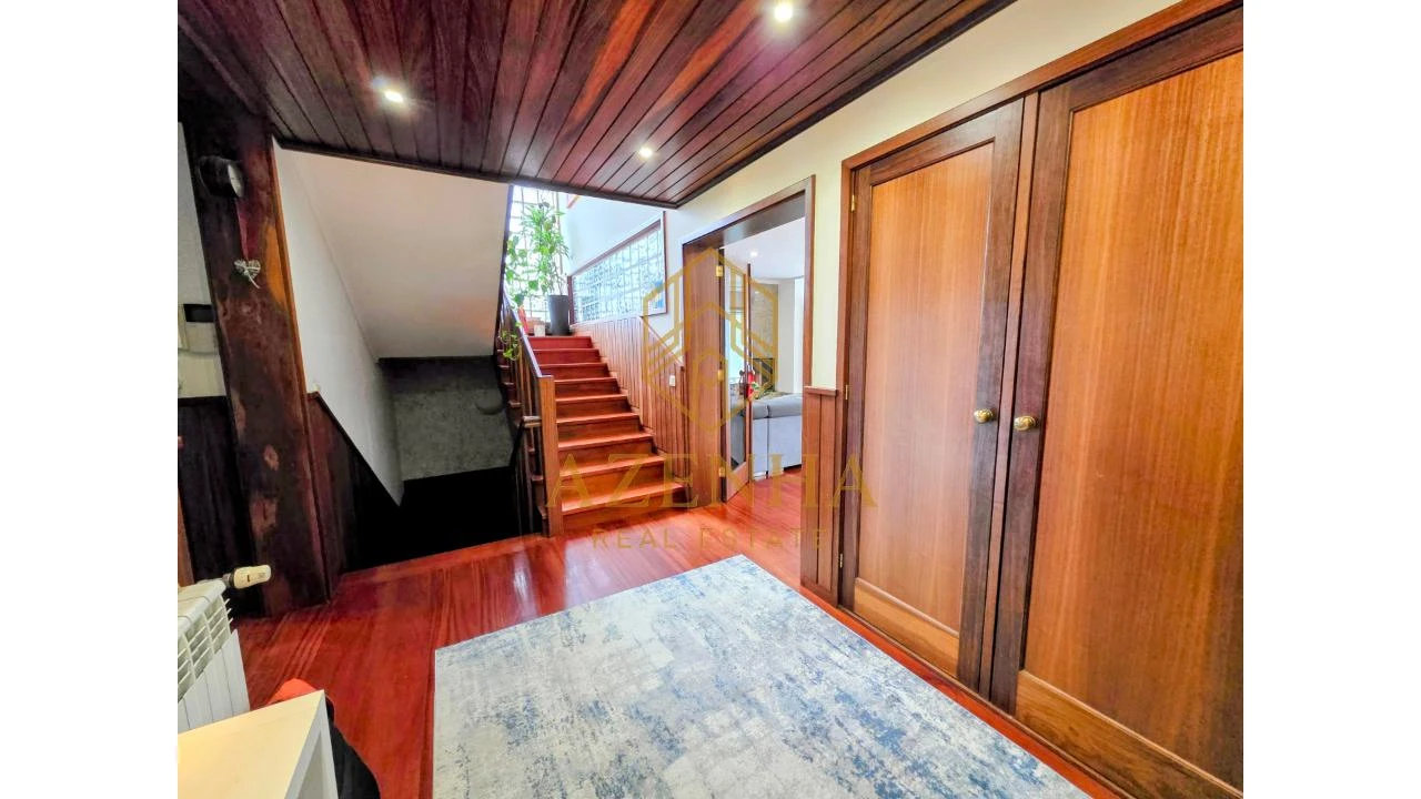 Moradia T4 para Venda em Cidade da Maia Foto 3