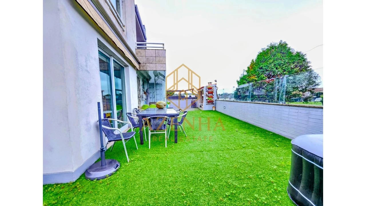 Moradia T4 para Venda em Cidade da Maia Foto 28