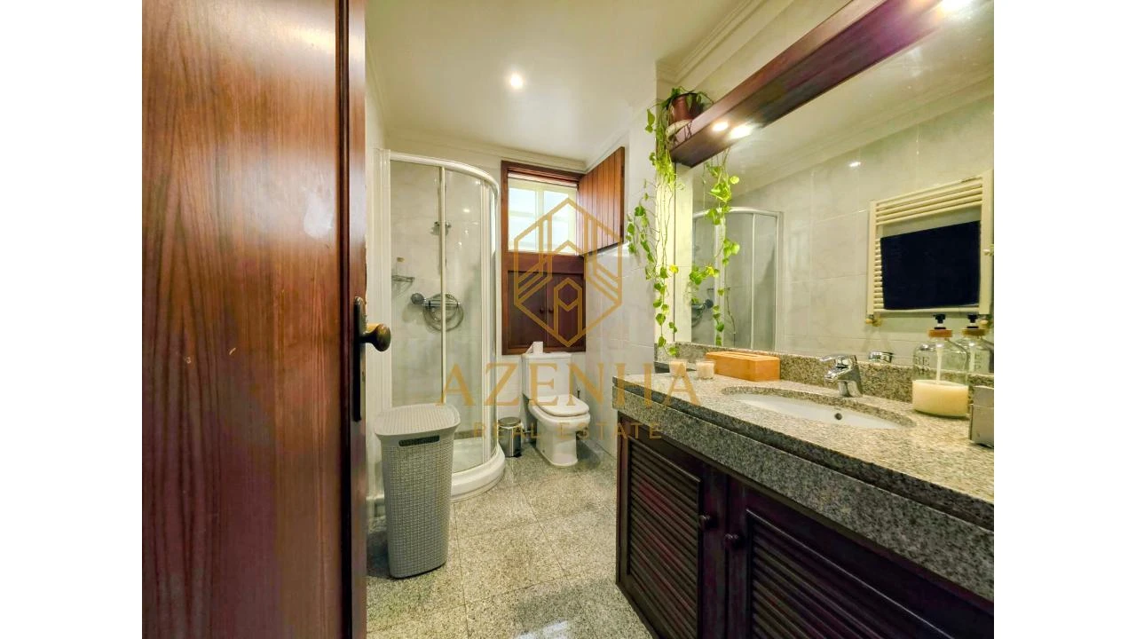 Moradia T4 para Venda em Cidade da Maia Foto 6