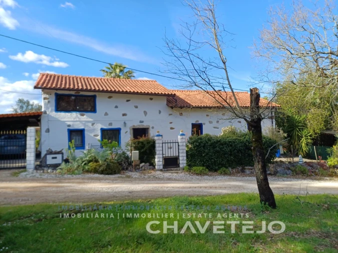 Moradia T2 para Venda em Areias e Pias