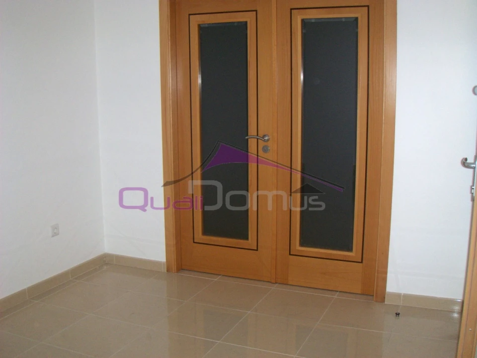 Apartamento T3 para Venda em Nossa Sra de Fatima Foto 4