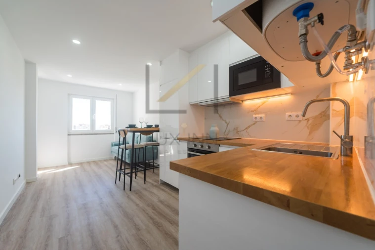 Apartamento T1 para Venda em Venteira Foto 7