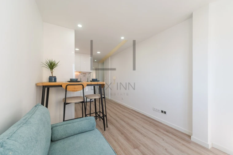 Apartamento T1 para Venda em Venteira Foto 16