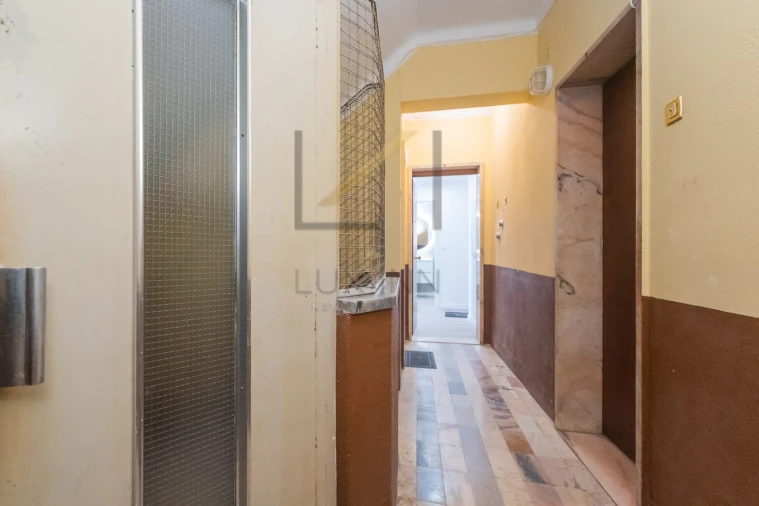 Apartamento T1 para Venda em Venteira Foto 29