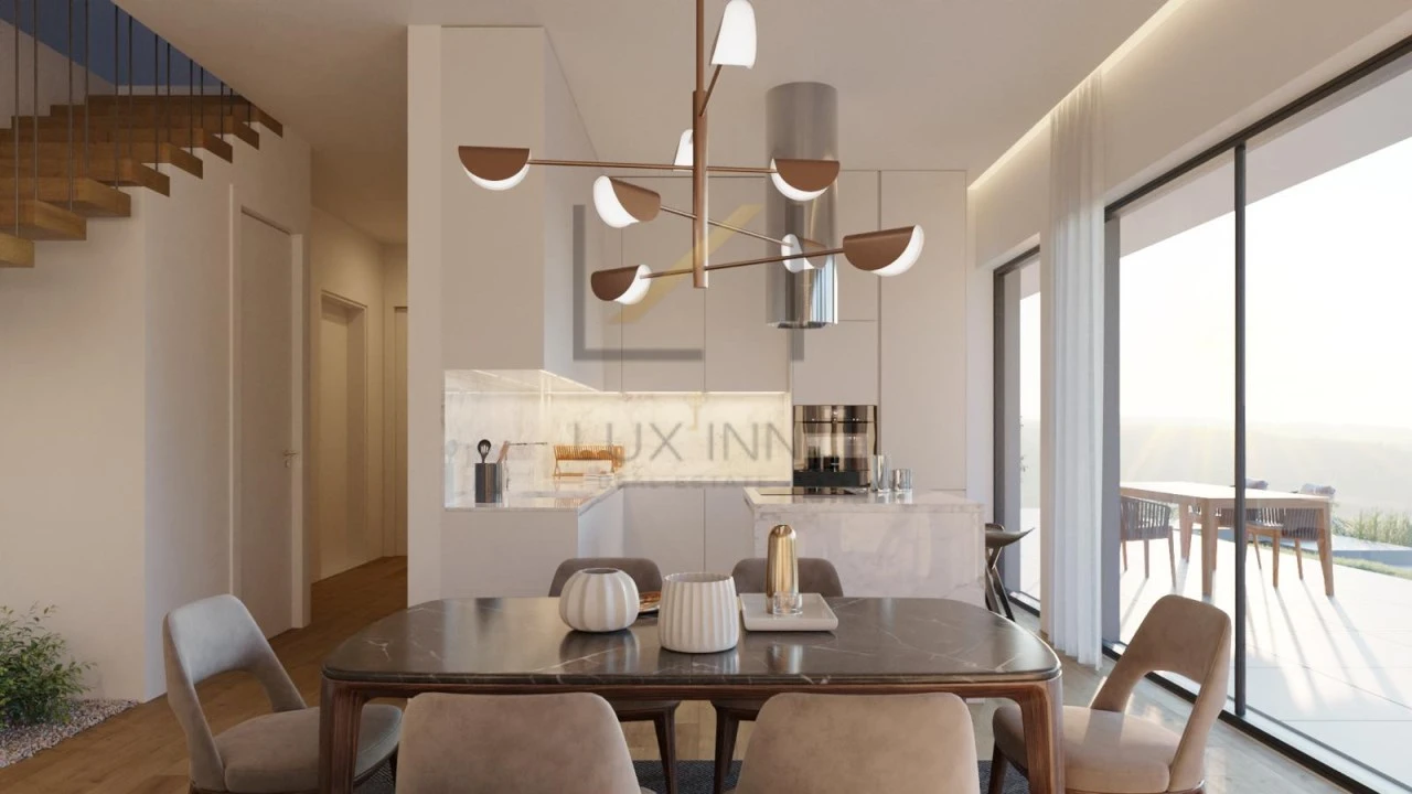 Moradia T5 para Venda em Barcarena Foto 6