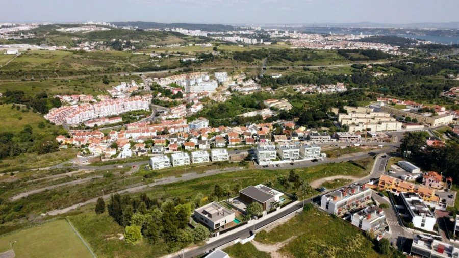 Moradia T5 para Venda em Barcarena Foto 8