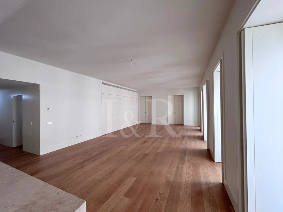 Apartamento T2 para Venda em Arroios Foto 5