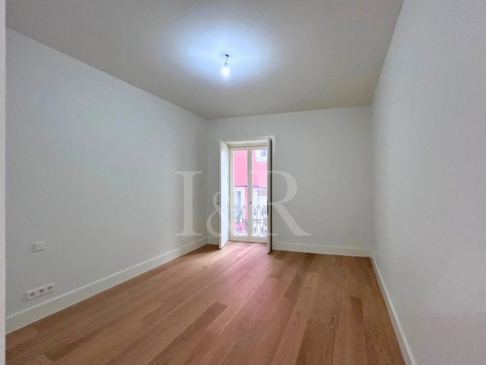 Apartamento T2 para Venda em Arroios Foto 10