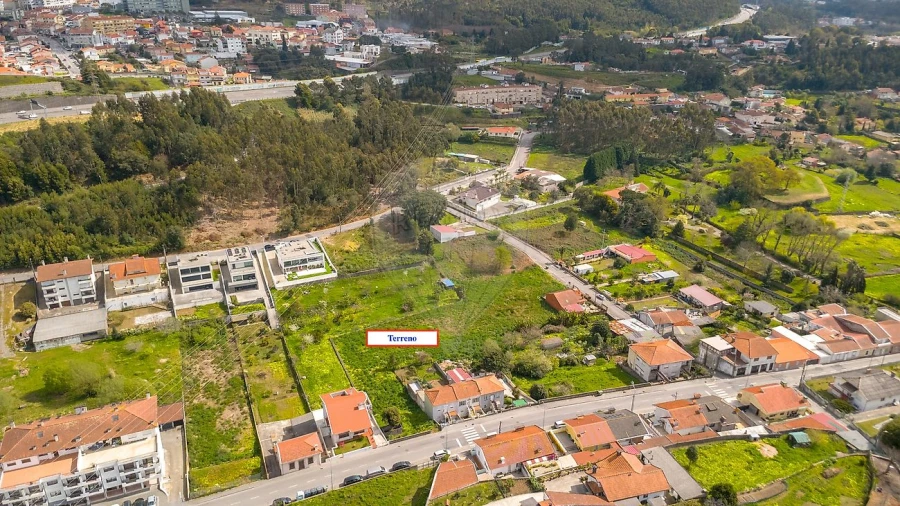 Terreno para Venda em Serzedo e Perosinho
