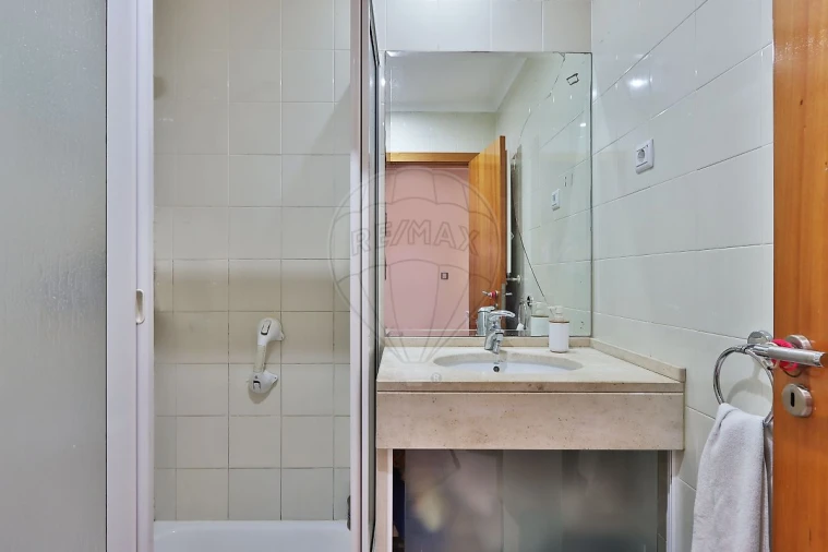 Apartamento T3 para Venda em Mina de Água Foto 15