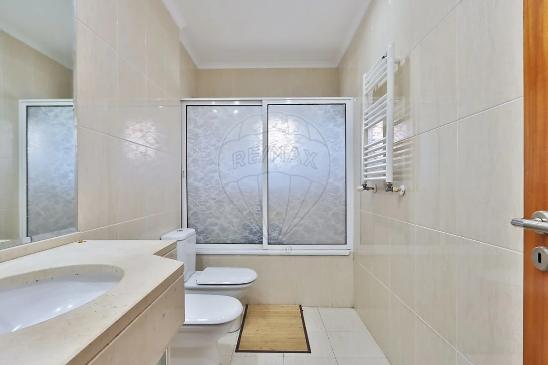 Apartamento T3 para Venda em Mina de Água Foto 11