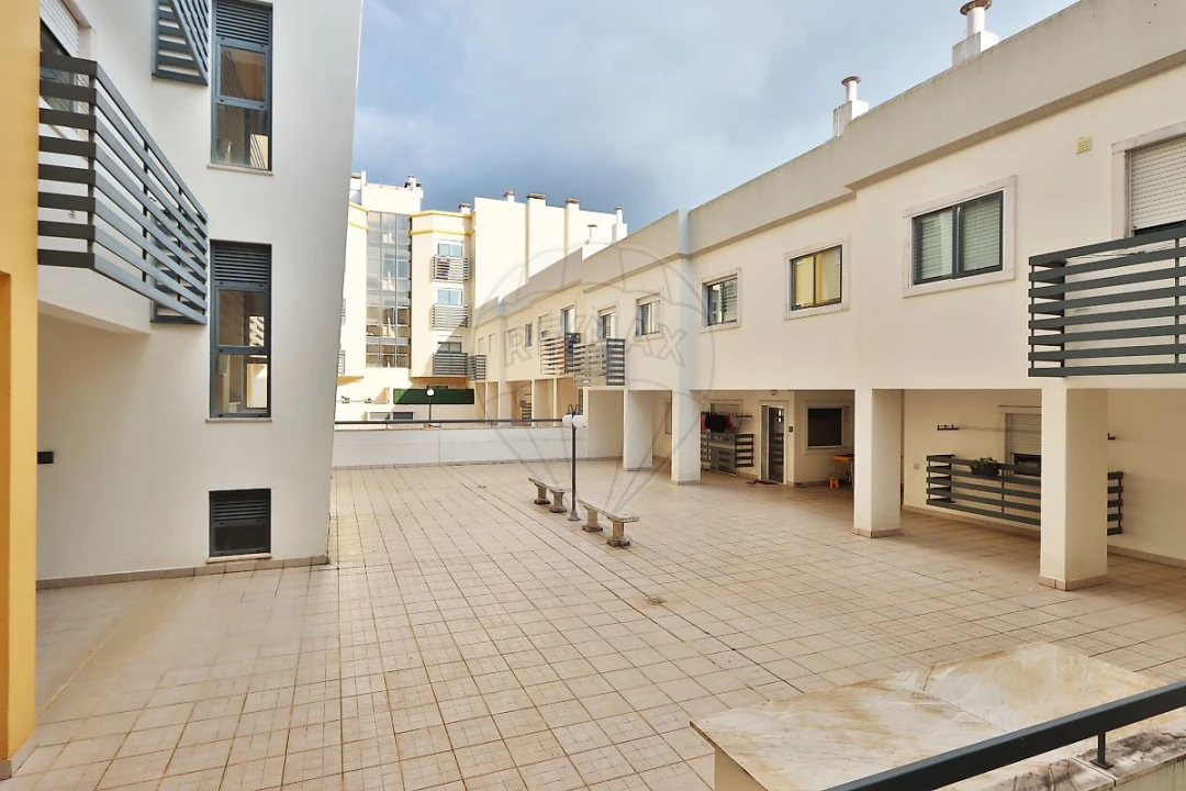 Apartamento T3 para Venda em Mina de Água Foto 9