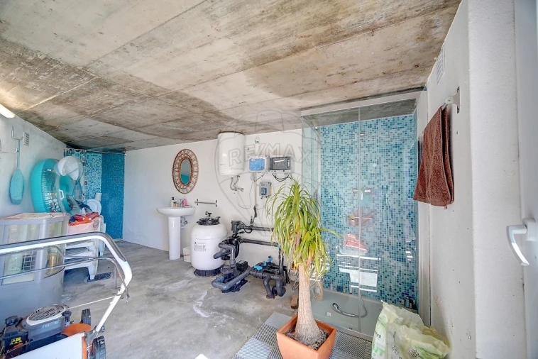 Moradia T3 para Venda em Santo Quintino Foto 6