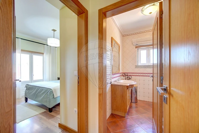 Moradia T3 para Venda em Santo Quintino Foto 15