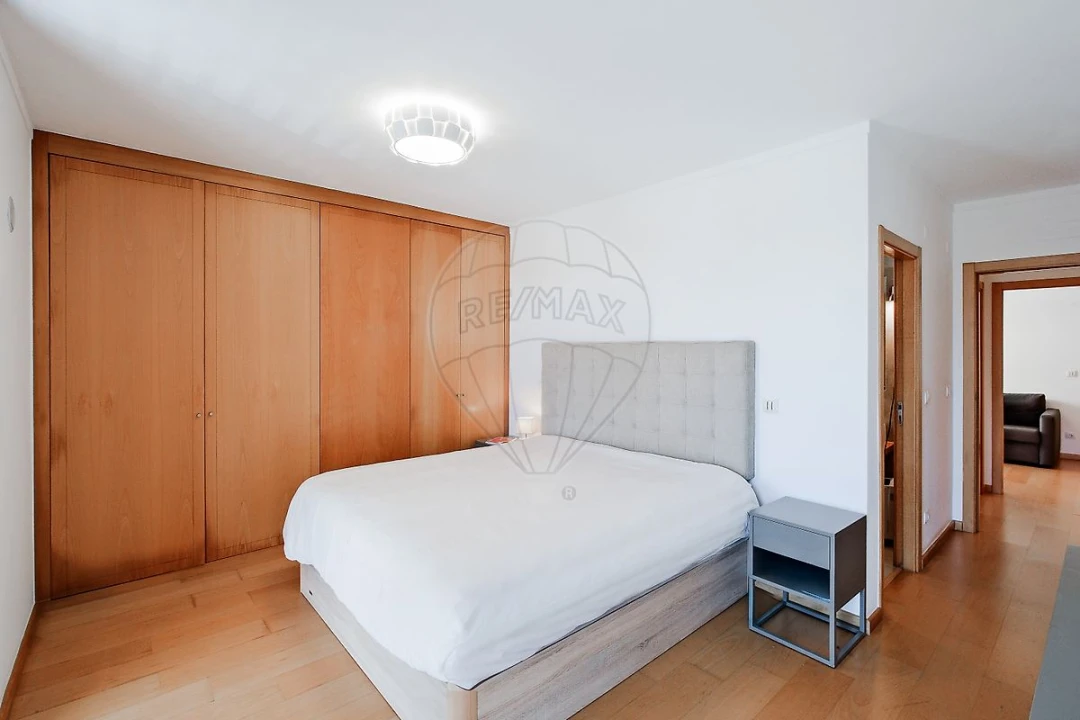 Apartamento T2 para Venda em Algés, Linda-A-Velha e Cruz Quebrada-Dafundo Foto 17