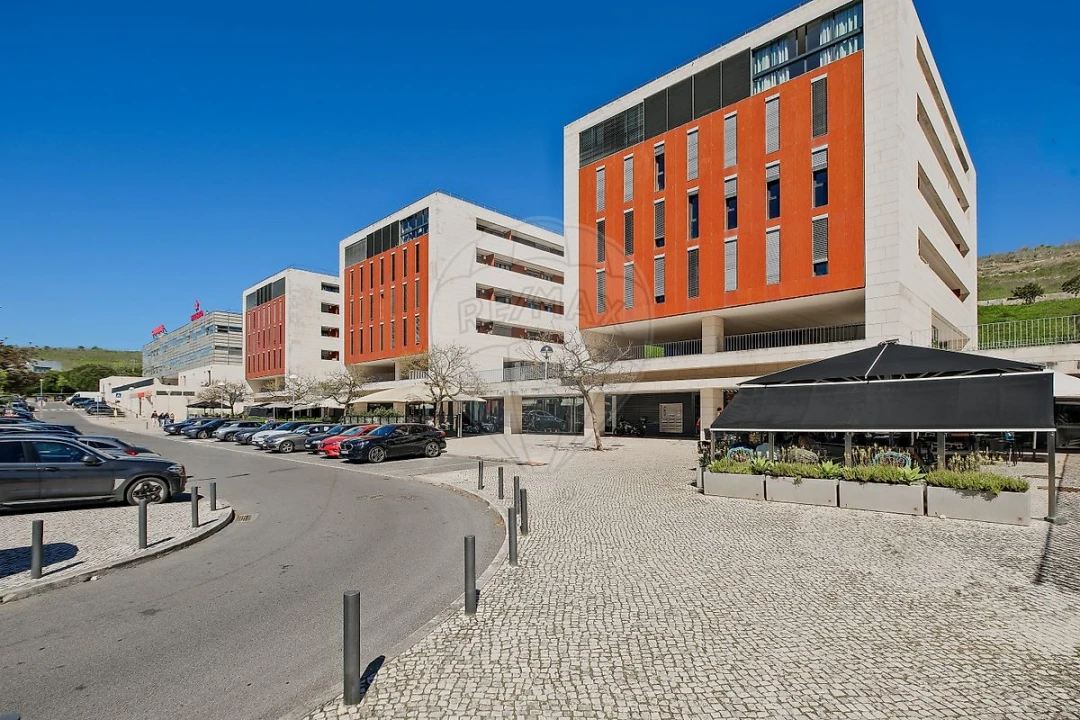 Apartamento T2 para Venda em Algés, Linda-A-Velha e Cruz Quebrada-Dafundo Foto 32