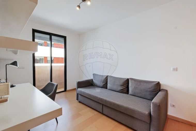 Apartamento T2 para Venda em Algés, Linda-A-Velha e Cruz Quebrada-Dafundo Foto 9